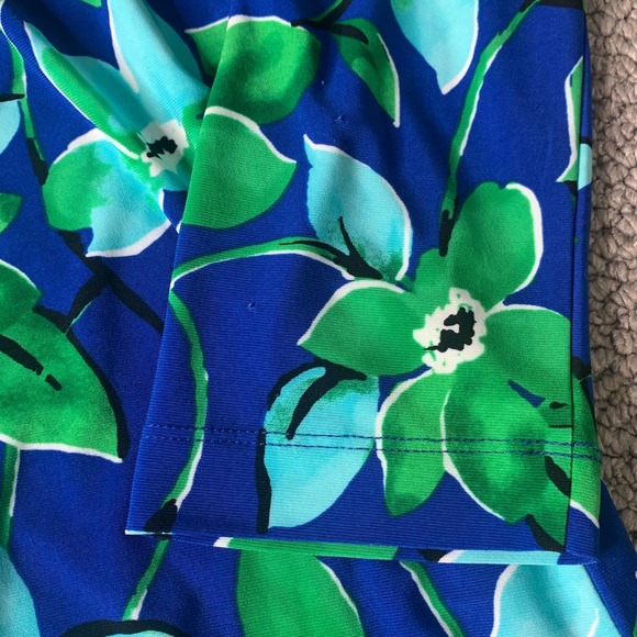 Cappagallo Womens Blouse Top Size Small Blue/Green Floral Print Keyhole Neck - Picture 6 of 12